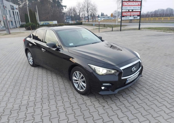 Infiniti Q50 cena 72500 przebieg: 67000, rok produkcji 2017 z Krotoszyn małe 37